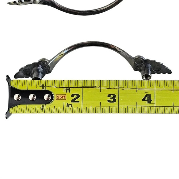 Liberty Hardware P73000H-AB-C Traditional Bow Cabinet Pull, Brass Set Of 12 - Picture 6 of 6